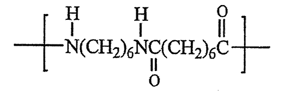尼龍-6,6 的重複單位：–[NH(CH₂)₆NHC(=O)(CH₂)₆C(=O)]–，每個 N 帶有 H，並含 C=O 基團
